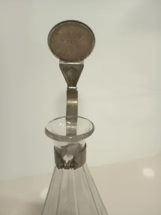 Jarra antigua cristal con tapa