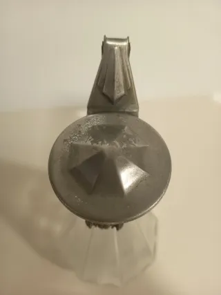 Jarra antigua cristal con tapa