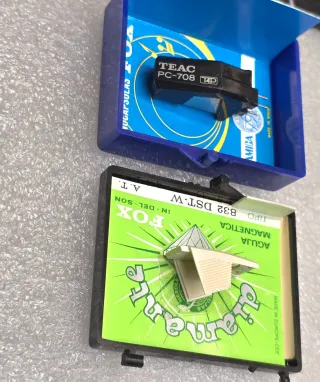 Cápsula Tocadiscos TEAC PC 708 FOX Y AGUJA FOX 832