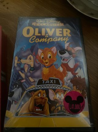 Lotto 5 VHS Walt Disney: Pocahontas, Oliver, Darkw