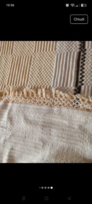 Copriletto matrimoniale tipo lana beige