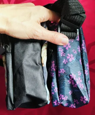 2 Borse a tracolla con fantasia floreale