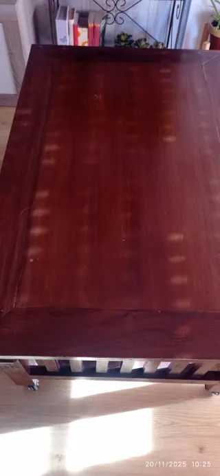 Mesa de centro de madera