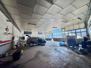 Nave industrial en venta en Valdepeñas