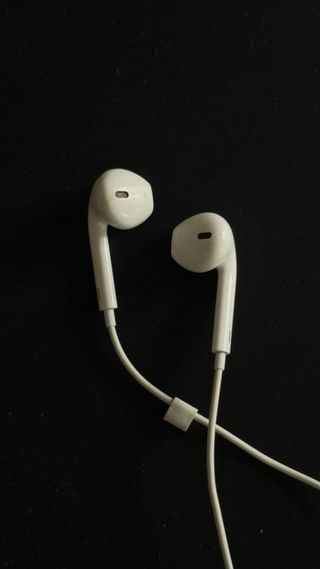 Auriculares Apple originales con cable
