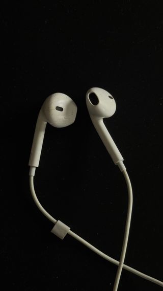 Auriculares Apple originales con cable