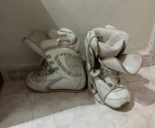 Lote tabla, fijaciones y botas snow mujer