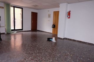 Oficina en venta en Santa Cruz - Industria - Polígono Campollano en Albacete