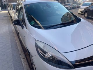 Renault Grand Scenic 2016