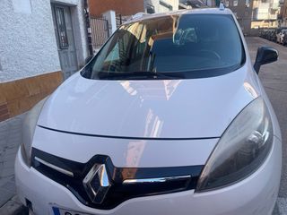 Renault Grand Scenic 2016