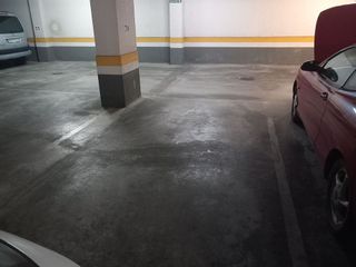 Garaje en venta en Barañain