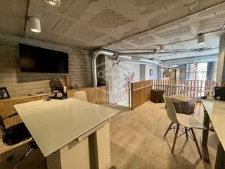 Local comercial en alquiler en Sant Pere, Santa Caterina i la Ribera en Barcelona