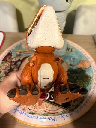 Dinosaurio de juguete Carnotaurus