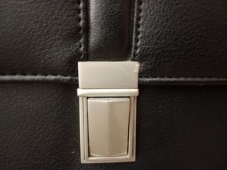 Maletín ejecutivo negro Gabol