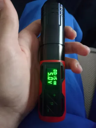 Vendo máquina de tatuar con todo