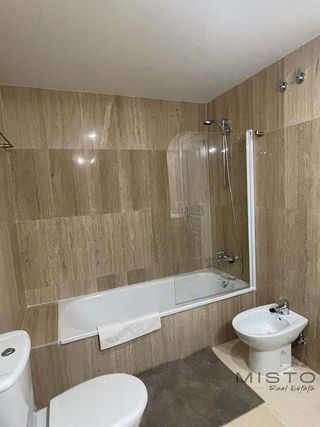 Piso en alquiler en Elviria en Marbella