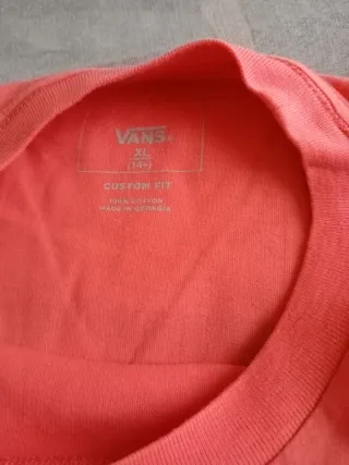 Camiseta Vans chico color coral