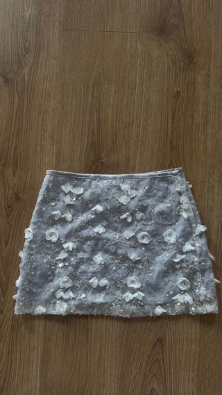 Falda Zara Flores 3D Bordada Talla S