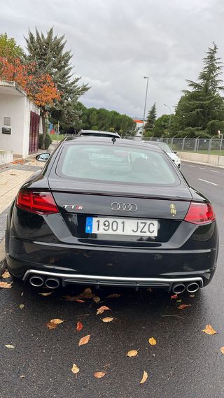 Audi TTs 2.0 quattro 2015