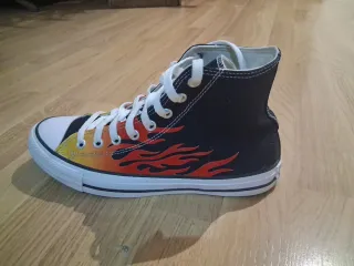 Zapatillas Converse Altas Estampado Llamas