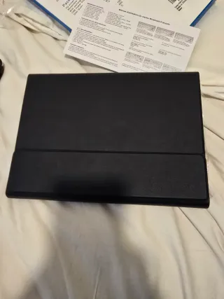 Funda con Teclado inalambrico Upworld Samsung Gal