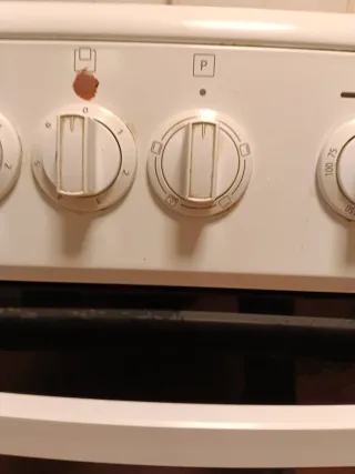 Cocina Eléctrica Beko Blanca