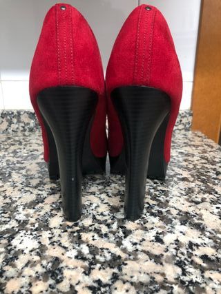 Zapatos de tacón rojos CATWALK