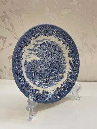 Plato hondo Churchill England 20cm impecable