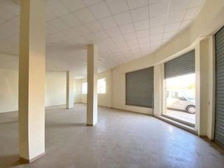 Local comercial en venta en Novelda