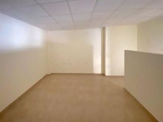 Local comercial en venta en Novelda