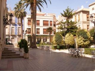 Local comercial en venta en Novelda