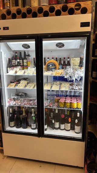 Nevera expositora dos puertas