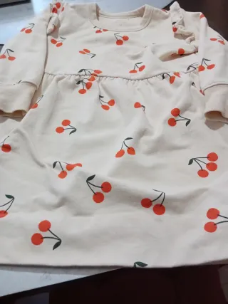 Vestitino panna con ciliegie