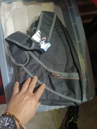 Mochila Volare Negra y Naranja