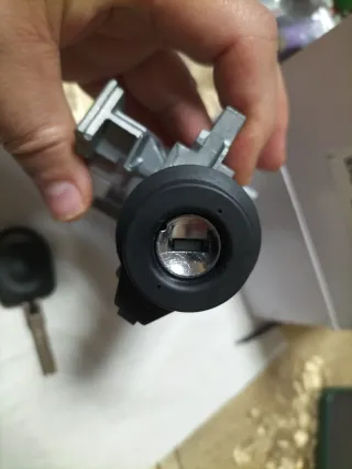 cerradura del interruptor PASSAT para B7 1K0905851