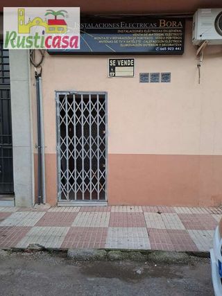 Local comercial en venta en Bailén