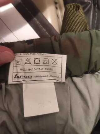 Pantalón chubasquero camuflaje