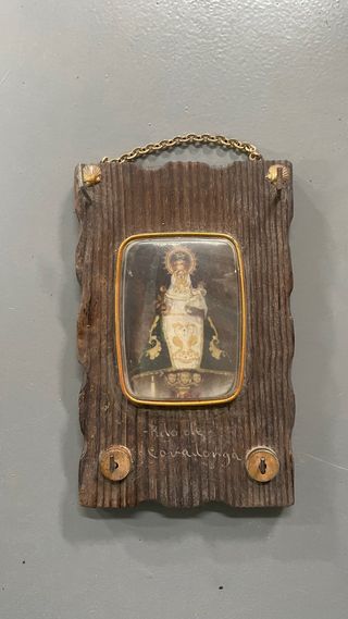 Cuelgallaves Virgen de Covadonga