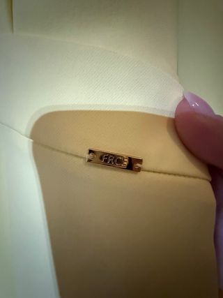 Vestido amarelo creme