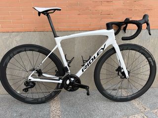 Bicicleta de carretera blanca ridley talla S