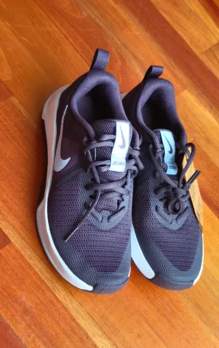 Zapatillas Nike MC Trainer 3 a estrenar