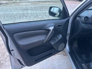 Toyota RAV4 4x4 gasolina 150cv