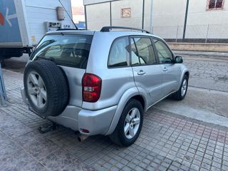 Toyota RAV4 4x4 gasolina 150cv