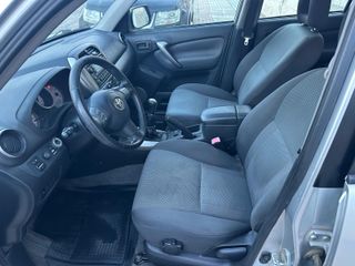 Toyota RAV4 4x4 gasolina 150cv