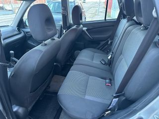 Toyota RAV4 4x4 gasolina 150cv