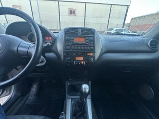 Toyota RAV4 4x4 gasolina 150cv