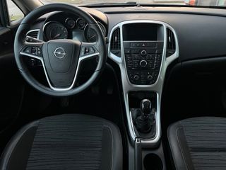 159€/Mes Opel Astra 1.6 115cv 115000KM 2015