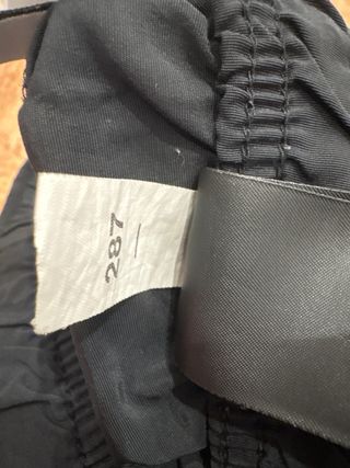 Pantalón corto negro