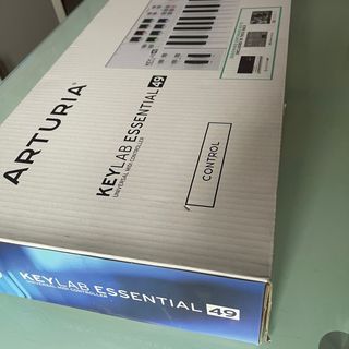 Teclado Controlador MIDI Arturia Keylab Essential