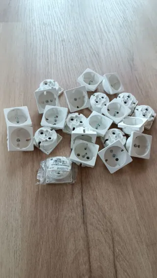 Marcos, schukos e interruptores BJC Rehabitat